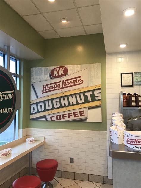 Krispy kreme springfield mo - The welcoming glow of the Krispy Kreme Hot Light™ means our doughnuts are piping ready and deliciously divine—right now—and there is no better time to enjoy them. Hot Light Hours ({{ selectedLocation.shopName }}) 